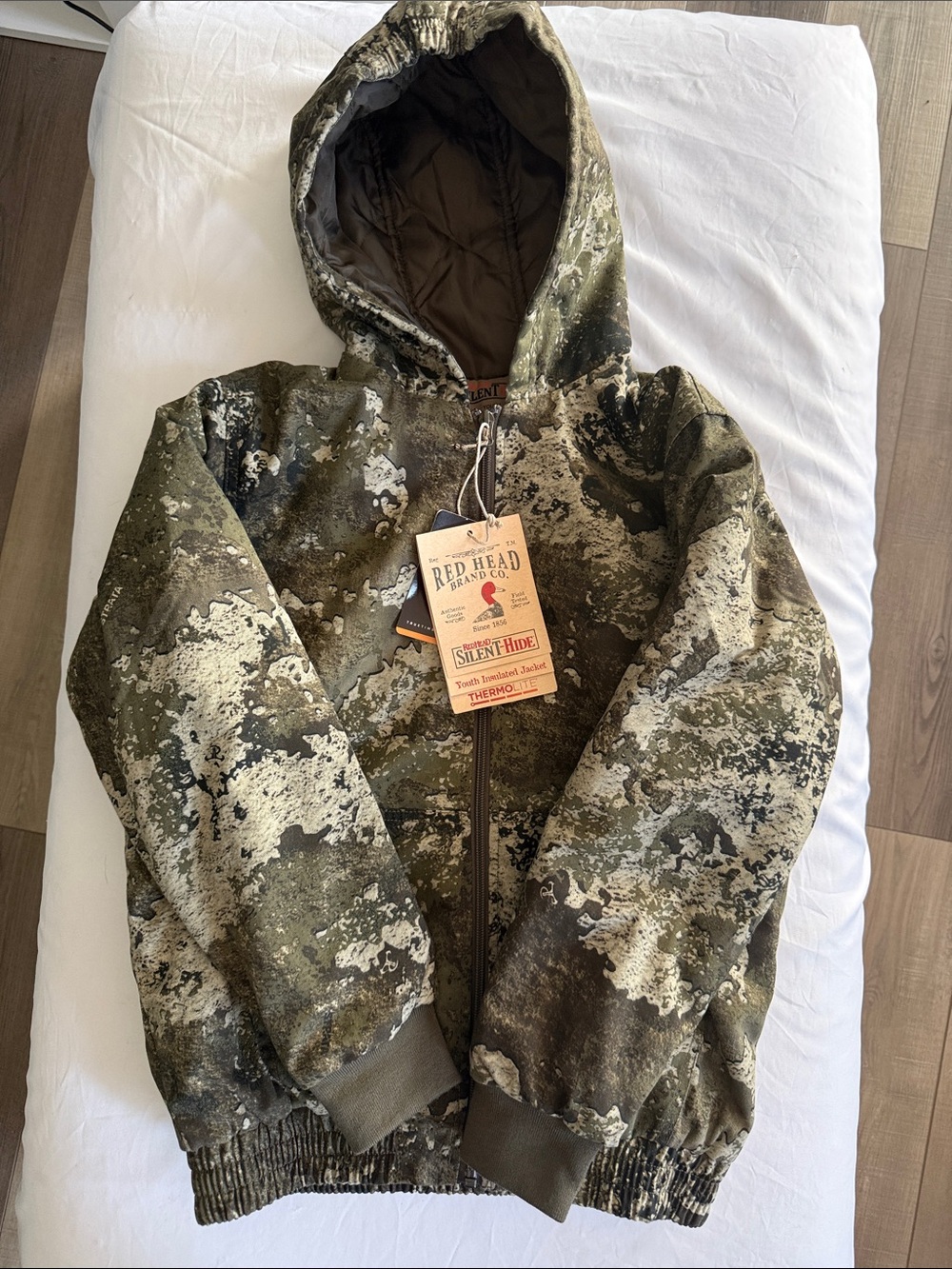 RedHead Kids Hooded Puffer Jacket in Camouflage Green
